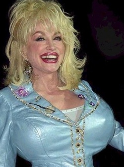 Dolly Parton plans to die on stage