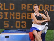 Athletics-Isinbayeva aiming higher after world record