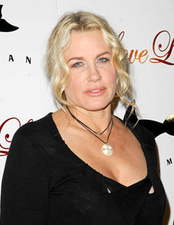 Daryl Hannah`s Priority Is No Longer Movies But Animals