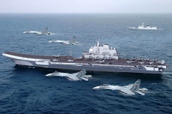 China ushered in the Taiwan Strait, the aircraft carrier "Liaoning"