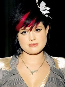Kelly Osbourne thinks about drugs every day