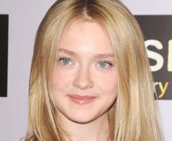 Dakota Fanning forgets she is "only 17"