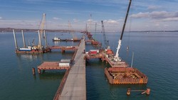 Crimean enterprises involved in the construction of a bridge across the Kerch Strait