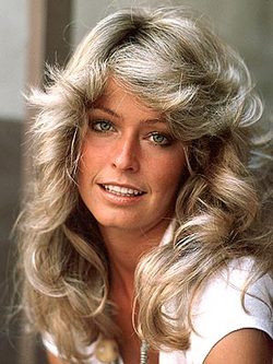 Farrah Fawcett replica dolls are to be sold for charity