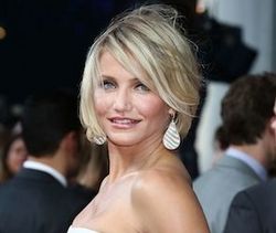 Cameron Diaz is writing her first book
