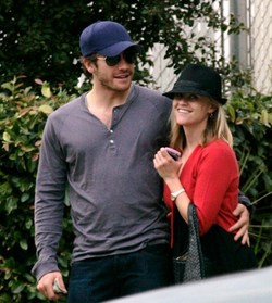 16 December 14:34: Jake Gyllenhaal and Reese Witherspoon Split Up Amicably