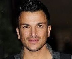 Peter Andre believes he would make a good politician