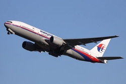 Search Malaysia Airlines plane has been suspended