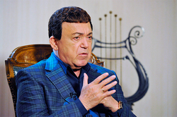 Kobzon wants to "stuff your face" the offender Friske