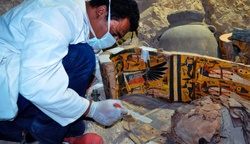 In Egypt, discovered mummies 8