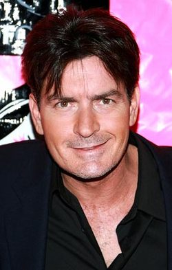 Charlie Sheen has an affair with a lingerie model