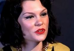 Jessie J is "obsessed" with cleaning