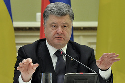 Nationalists threaten Poroshenko explosions