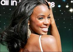 Kelly Rowland doesn`t want to boost her career by being sexy