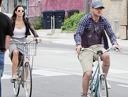 Timberlake and Biel are bike together
