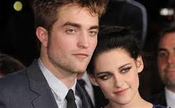 Robert Pattinson and Kristen Stewart have moved back in together