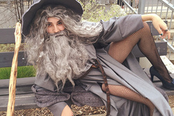 Schoolgirl in dress "sexy Gandalf" became a star network (photo)