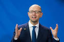Yatsenyuk: Ukraine will not become dependent on gas from Russia after 10 years
