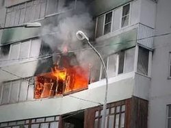Doctors have saved children from burning apartment