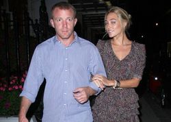 Guy Ritchie`s girlfriend is expecting a boy