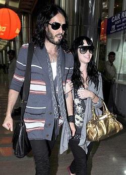 Katy Perry and Russell Brand will sit on giant thrones