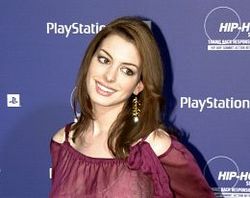 Anne Hathaway is living on a diet of kale and dust