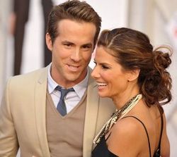 Sandra Bullock and Ryan Reynolds plan a secret wedding