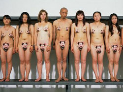 Barely protesting: Solidarity strip for Chinese art freedom