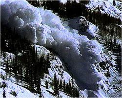 Seven snow avalanches descended to highway Nevelsk-Holmsk in Sakhalin