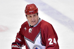 Hockey player Sergei Makarov was placed in intensive care