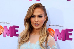 Dress Jennifer Lopez made a splash (video)