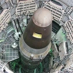 US looking to cut nuclear arsenal