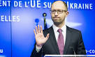 Yatsenyuk gave the order to inform the Russian Federation of decisions on sanctions
