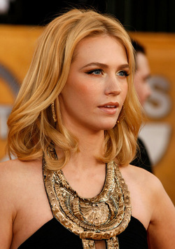 January Jones revealed her therapy sessions