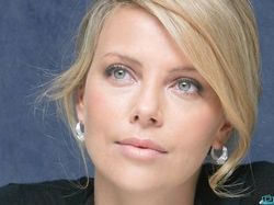 Charlize Theron wants to have a baby