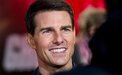 Tom Cruise relies on daily phone calls to keep in touch with his daughter