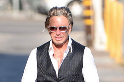 Mickey Rourke is afraid to perform in Moscow