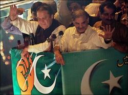 Ex-premier Sharif joins Pakistan`s election battlefield