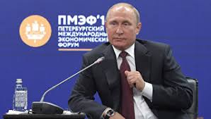 Putin advises West not to cross the "red line" in relations with Russia
