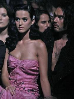 Russell Brand wants to be "independent" from Katy Perry