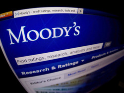 Moody`s cuts ratings of 28 Spanish banks