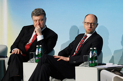 Poroshenko and Yatsenyuk traded mandates