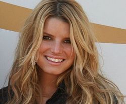 Jessica Simpson is reportedly expecting a baby girl