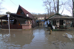 The river flooded 27 villages in Altai
