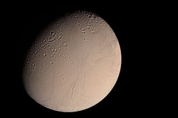 In the depths of Enceladus geysers originate