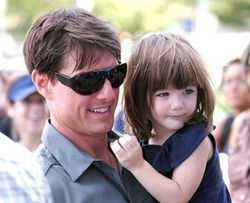 Tom Cruise has splashed out $5,000 renting an ice skating rink