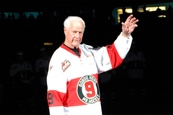 Legend hockey paralyzed after a stroke