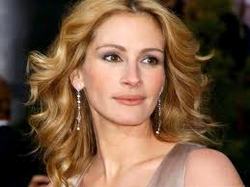 Love and happiness keep Julia Roberts looking young