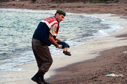 A refugee on the tragedy of the drowned son