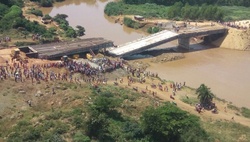 In Kenya collapsed Chinese bridge Siguiri